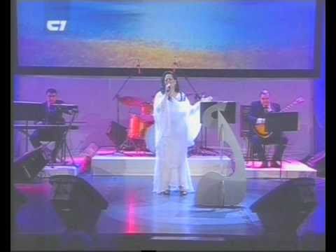 Diva Flora Martirosian - Qele Lao