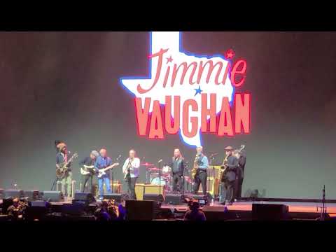 Jimmie Vaughan - Early One Morning wsg Clapton, Gary Clark Jr (7m 3s)
