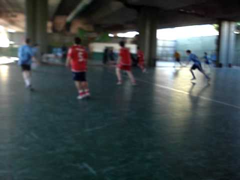 Golazo del GALLE a los amargos