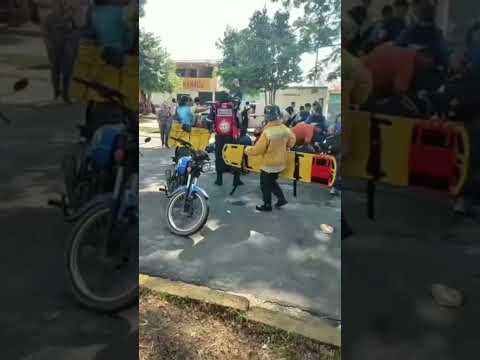 Lanzan bomba química en licio de barinas