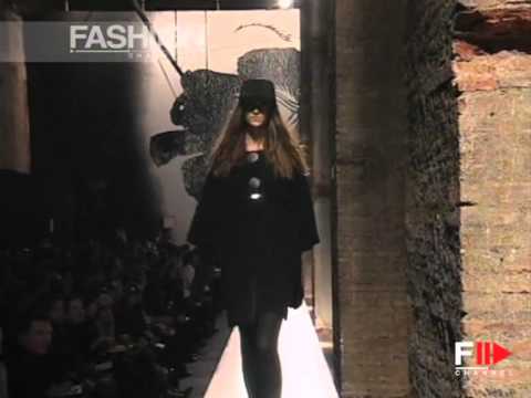 Fashion Show "Anna Molinari" Autumn Winter 2007 2008 Pret a Porter Milan 1 of 2 by Fashion Channel