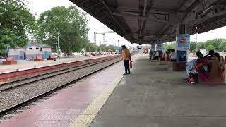 preview picture of video 'Coromandel Express skips Chirala with AJJ WAP4'