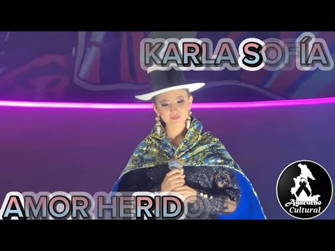 KARLA SOFÍA INTERPRETA AMOR HERIDO EN LA SERENATA A HUAMANGA POR SUS 483 ANIVERSARIO
