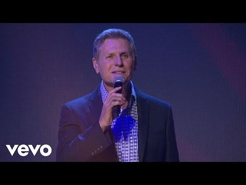 Steve Green - People Need The Lord (Live)
