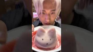 TikTokで流行りの猫プリンを高速で揺らして食べるチャレンジがむずすぎるwwwww