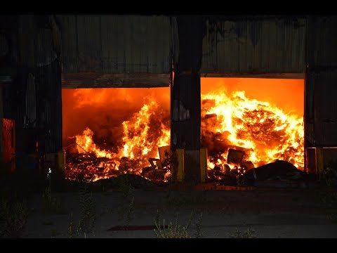 Buffalo FD 2nd Alarm - 1037 Seneca St