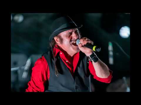 Tonino Carotone  La abuela vuela