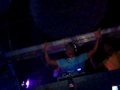 Erick Morillo @ Avalon (INTRO) 5-15-2010 :: WOWWWWWW