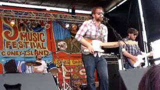 Frightened Rabbit - I feel Better (Live @ Siren Festival 2009, Coney Island)