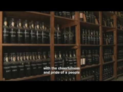 download lagu mp3 mp4 Madera Red Wine, download lagu Madera Red Wine gratis, unduh video klip Madera Red Wine