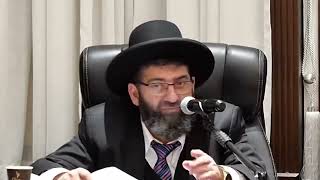 הזמין פרגולה ושילם ועד היום לא קיבל - הרב אייל עמרמי (הרב אייל עמרמי) - התמונה מוצגת ישירות מתוך אתר האינטרנט יוטיוב. זכויות היוצרים בתמונה שייכות ליוצרה. קישור קרדיט למקור התוכן נמצא בתוך דף הסרטון