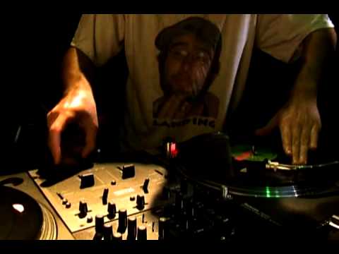 2007 - DJ Crossfingaz (Benelux) V DJ Shiftee (USA)