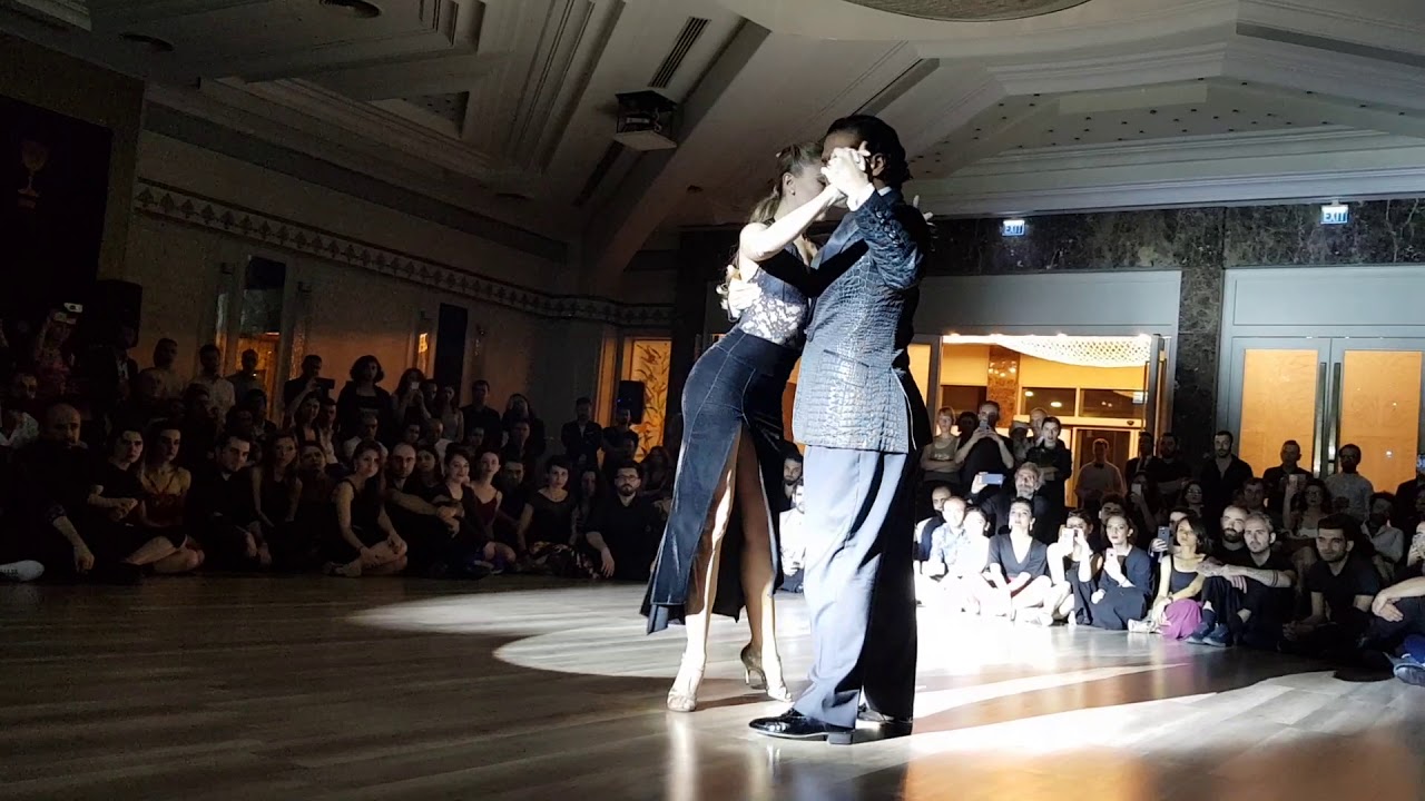 Video thumbnail for Sebastian Arce & Maria Cecilia Vicencio Milonga Dedeman