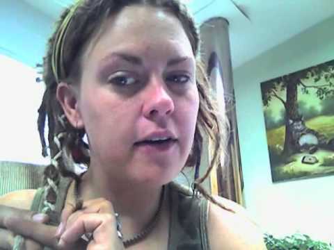 How to add a hemp wrap to your dreads