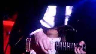 John Mayer Trio- Out of My Mind (Live in LA) Guitar Solo RAW FOOTAGE