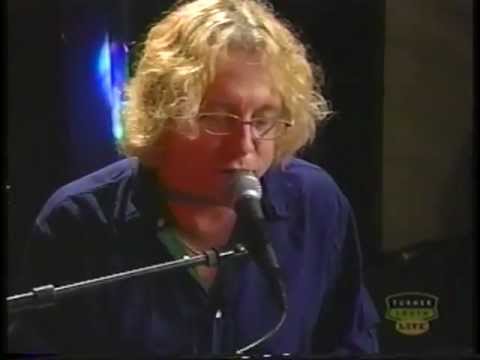 R.E.M. Mike Mills Singing Wendell Gee Live 2002