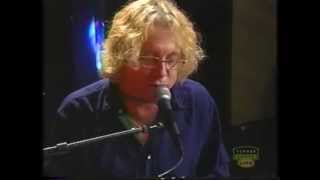 R.E.M. Mike Mills Singing Wendell Gee Live 2002