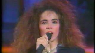 Gloria Trevi - Tu ángel de la guarda (Siempre en domingo)