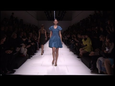 Paris / Issey Miyake Prêt-à-Porter Automne/Hiver 2012/13 - défilé