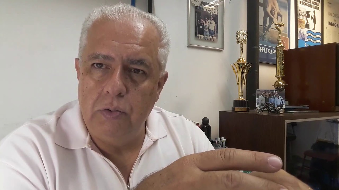 Nado Peito: deslize e cuidados para com a coluna