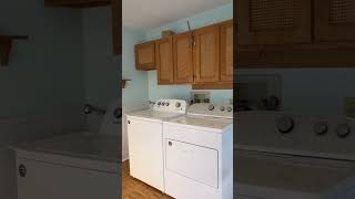 Video Tour of a House For Sale With Ceiling Fans