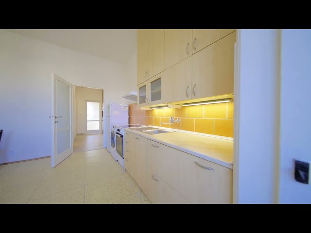 Pronájem slunného bytu 2+1, Brno - Černá Pole, ul. Třída Kpt. Jaroše, částečně zařízený, balkon