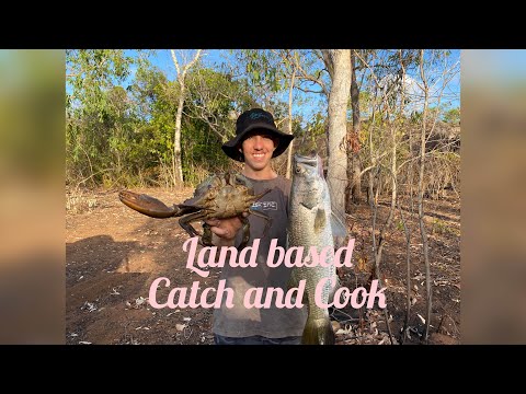Land based BARRAMUNDI Fishing Northern Territory! Mud Crab and Barra Catch and and Cook!