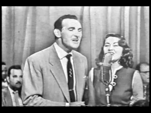 Nostalgia Cubana - Olga y Tony - Pouporrit de Cha Cha Cha