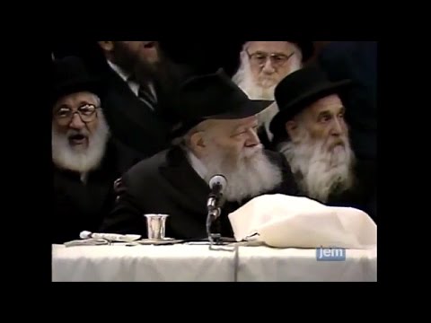 Nyet Nyet Nikavo - "Não há mais ninguém, além Dele"