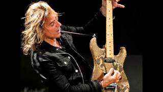 RATT Lost Weekend ALTERNATE SOLO FROM WARREN DEMARTINI