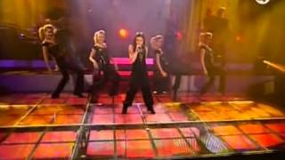 [018] Amy Diamond - Hello! (Live Bingolotto 2005)