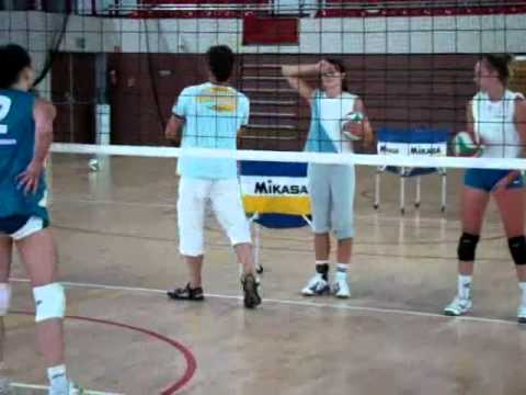 Dwie zawodniczki na testach w AZS WSBiP KSZO Ostrowiec