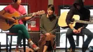 Meg &amp; Dia - Setting Up Sunday (Acoustic) - Sugarcult Tour