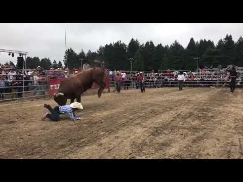 Jaripeo extremo adicto al peligro