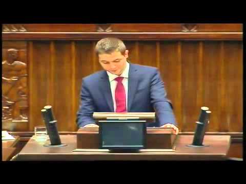 Patryk Jaki krytykuje 'miłość' Platformy do młodzieży