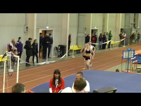 Molnár Janka, Bartha Kéri Bianka és Répássy Hanna 400m-es futása