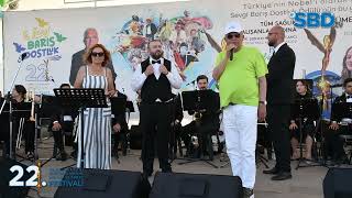 Kaptaş ile Tarkan’ın geççek şarkısını İzmit Belediyesi Kent Orkestrası eşliğinde söyledik