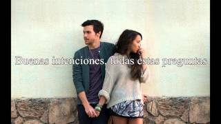 ►Bumper Cars -Alex &amp; Sierra [Letra Español]