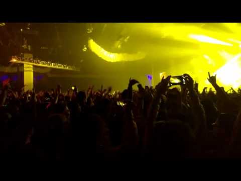 First 20min of The Chainsmokers set @ Decadence Denver 2016 (high quality)