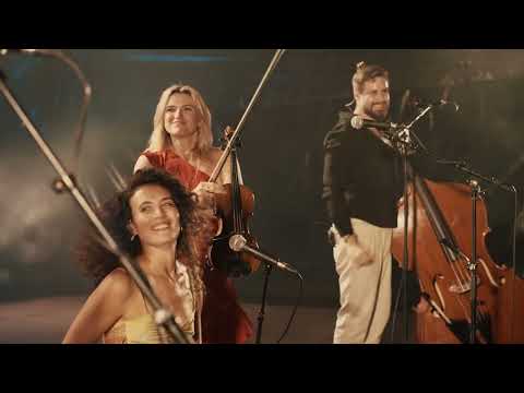 Baba Yaga - Opa Cupa live at  Festival Du bout du Monde