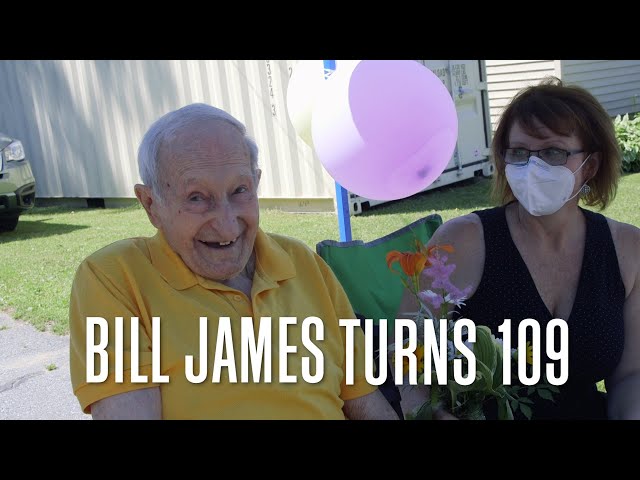 Pronúncia de vídeo de Happy Birthday Bill em Inglês