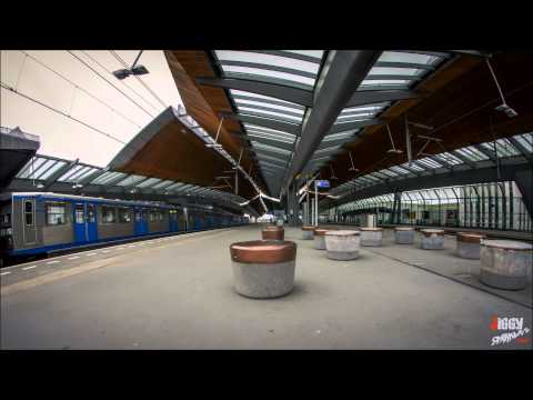 Station Bijlmer timelapse.