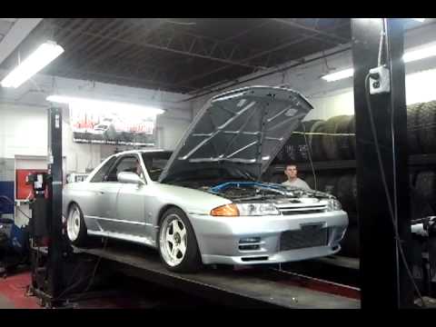 Silver Skyline GT-R Dyno Pull 3/3
