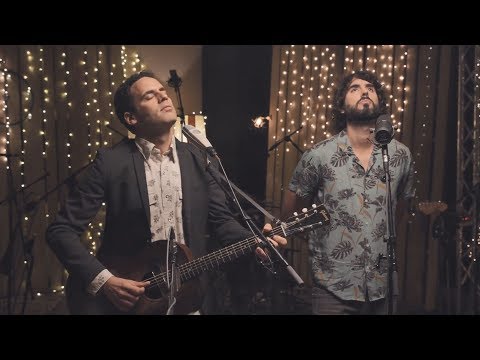 Video thumbnail for Nubes De Papel [En Estudio Uno]