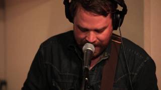 Frightened Rabbit - Living In Colour (Live on KEXP)
