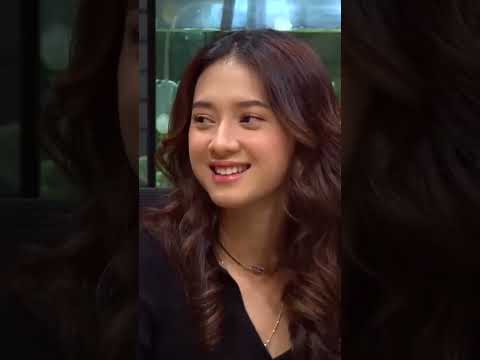 Rahmania Astrini kenak keabsurd tan pak Dhika wkwk