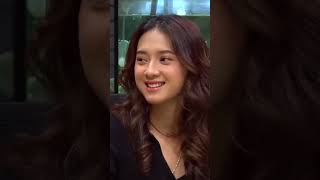 Rahmania Astrini kenak keabsurd tan pak Dhika wkwk