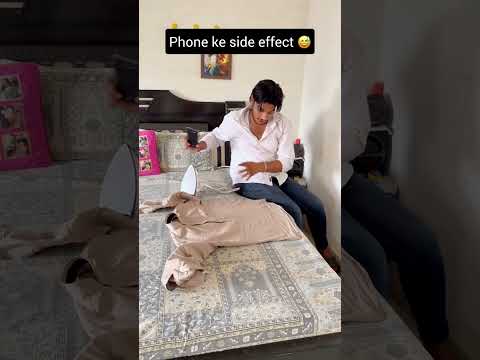 Phone ke side effect 😂 #shorts #funny #comedy #phone #sasu #bahu
