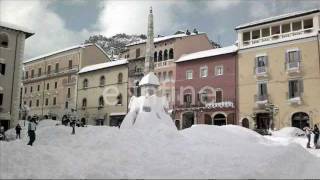 preview picture of video 'Tagliacozzo neve 2012-La grande nevicata 'e jo dduici'