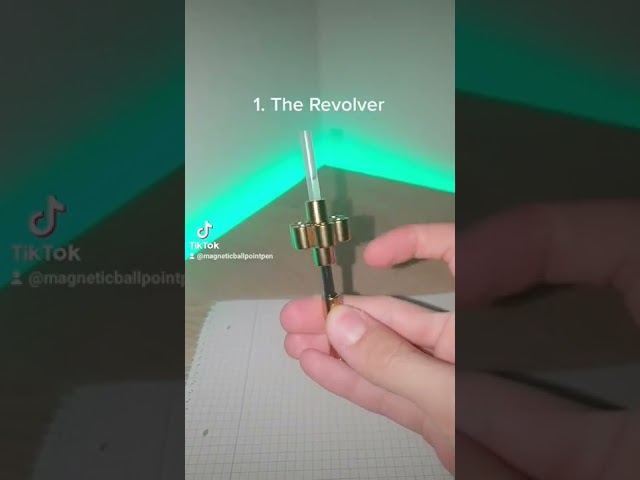 Vídeo relacionado con Omtofo Bolígrafo Magnético, Multifuncional Fidget Pen, Regalos Divertidos Para Hombres, Bolígrafo Magnético Antipresión, Regalos Para Pascua Hombres Mujeres Niños y Adolescentes
